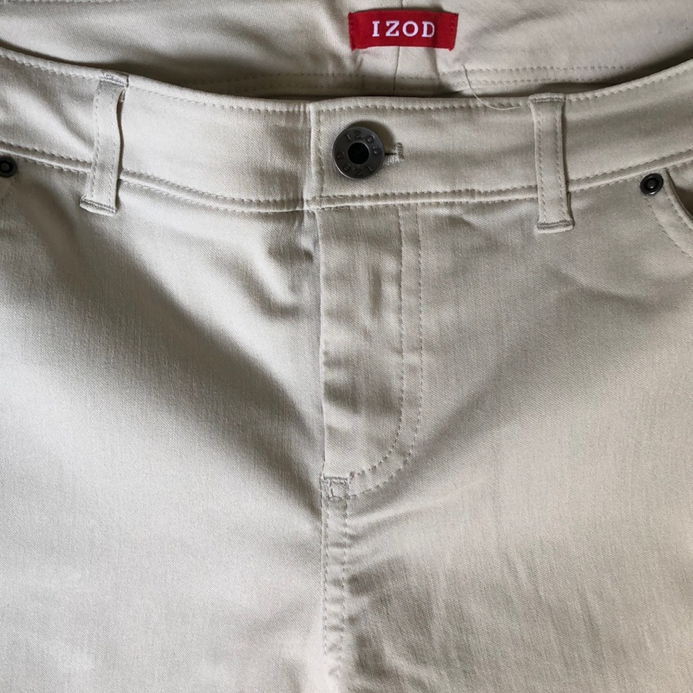 IZOD  CROP JEANS REALLY STRETCH. - Picture 3 of 8
